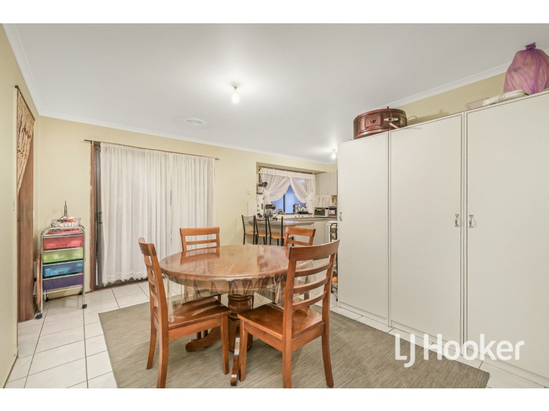 13 Ashford Close, Hampton Park VIC 3976