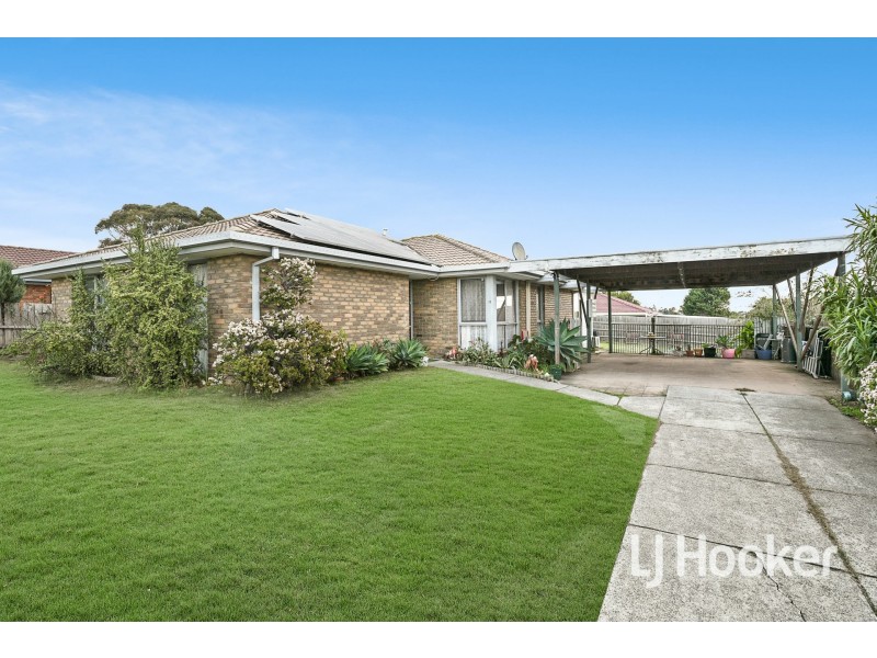 13 Ashford Close, Hampton Park VIC 3976