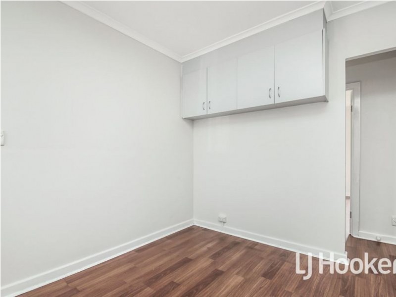 32 Oak Avenue, Doveton VIC 3177