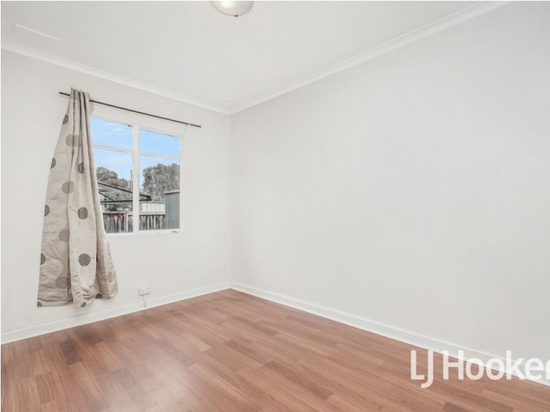 32 Oak Avenue, Doveton VIC 3177