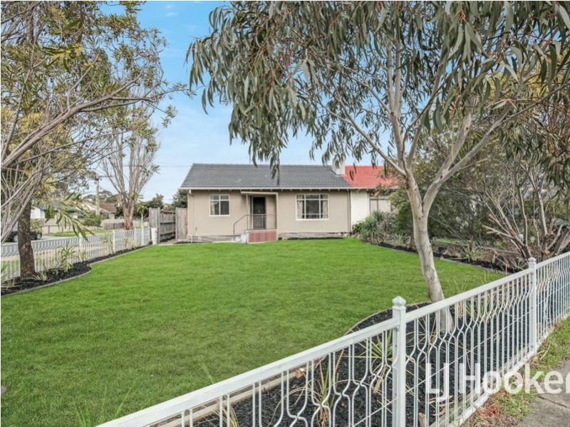 32 Oak Avenue, Doveton VIC 3177