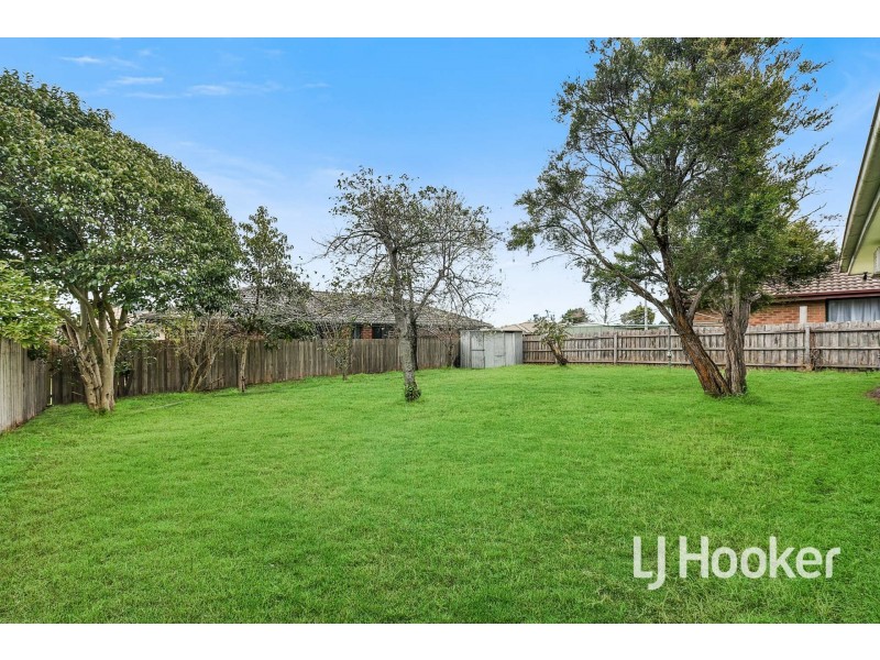 4 Dewpoint Crescent, Hampton Park VIC 3976