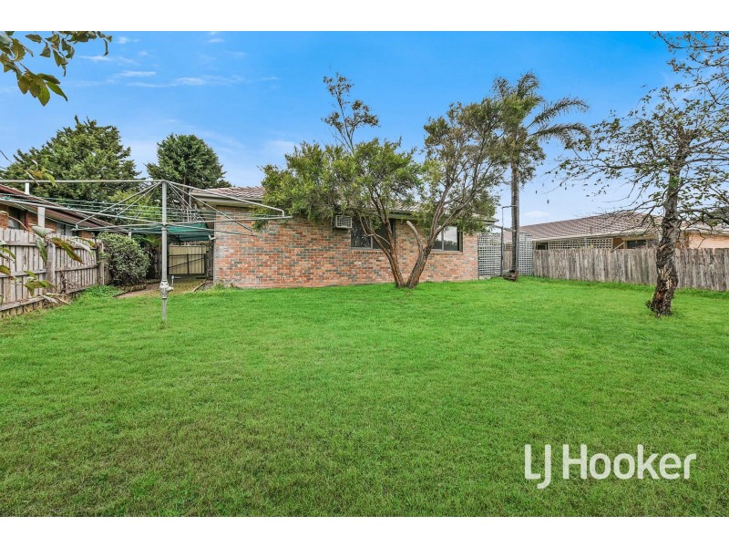 4 Dewpoint Crescent, Hampton Park VIC 3976