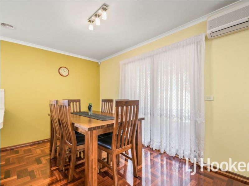 140 Warana Drive, Hampton Park VIC 3976
