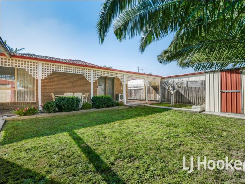 140 Warana Drive, Hampton Park VIC 3976