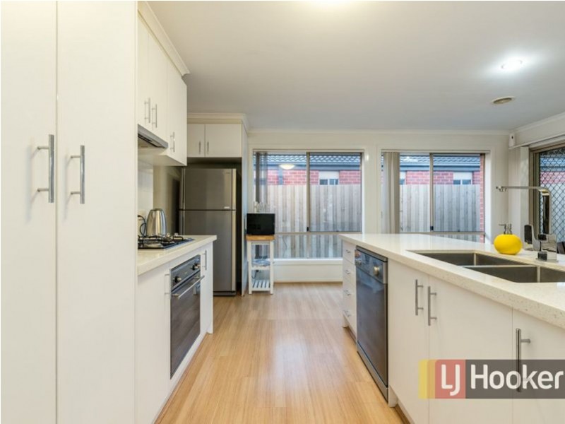 1/43 Somerville Road, Hampton Park VIC 3976