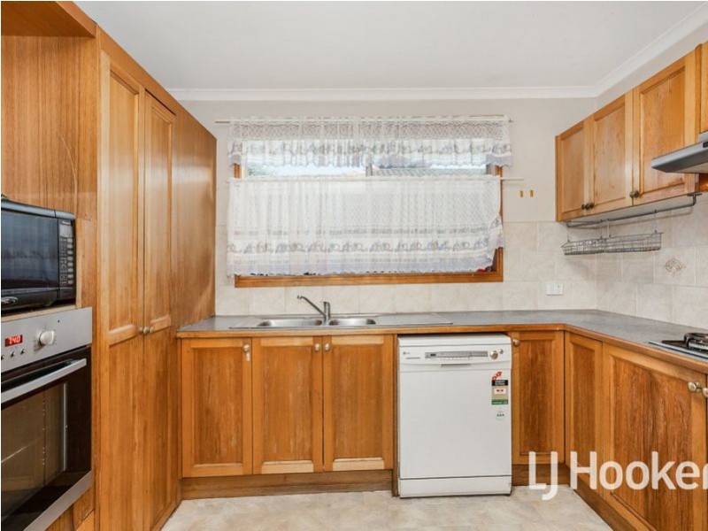 13 Bella Crescent, Hallam VIC 3803