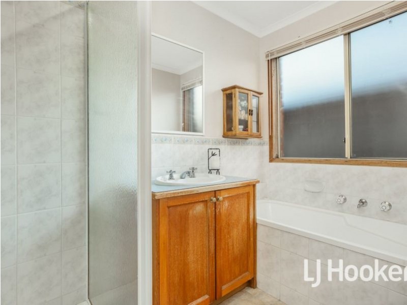 13 Bella Crescent, Hallam VIC 3803
