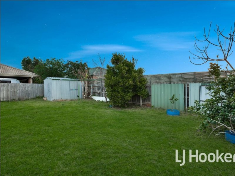 13 Bella Crescent, Hallam VIC 3803