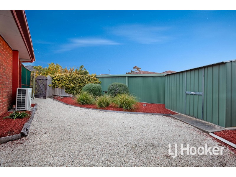7 Sturrock Court, Berwick VIC 3806