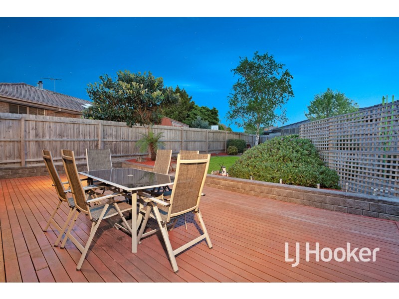 7 Sturrock Court, Berwick VIC 3806