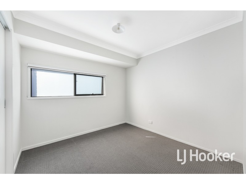 9 Heathland Circuit, Cranbourne East VIC 3977