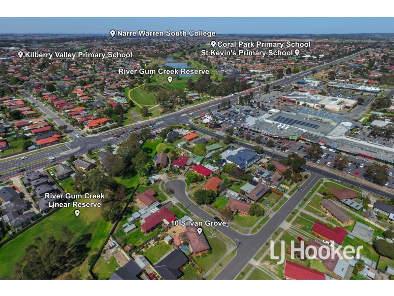 10 Silvan Grove, Hampton Park VIC 3976