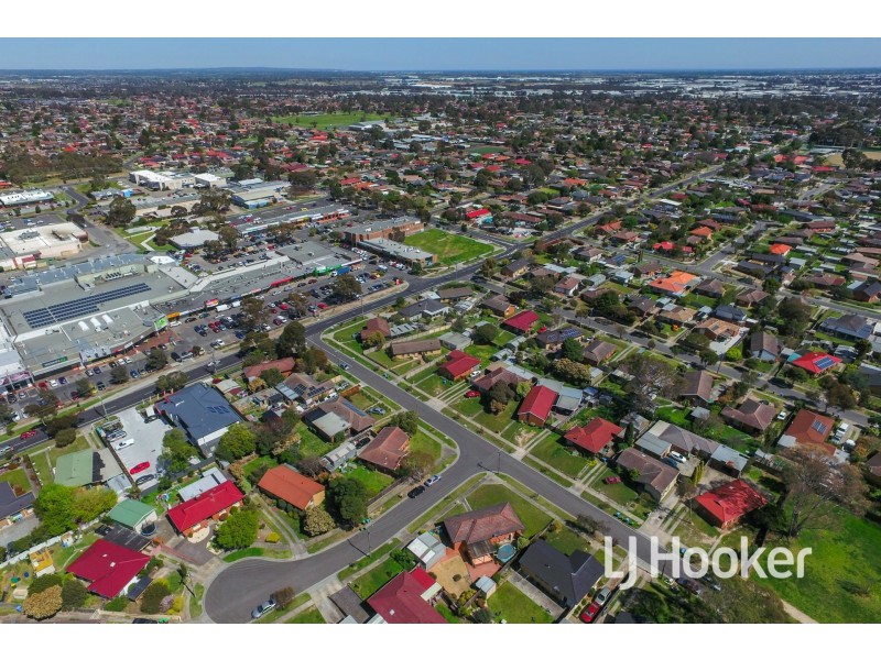 10 Silvan Grove, Hampton Park VIC 3976