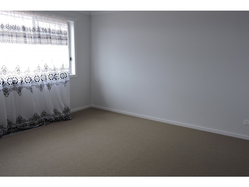 5 Gotch Place, Clyde VIC 3978