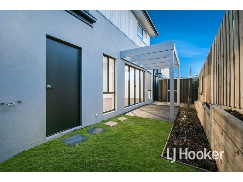 2/13 Grant Street, Dandenong VIC 3175