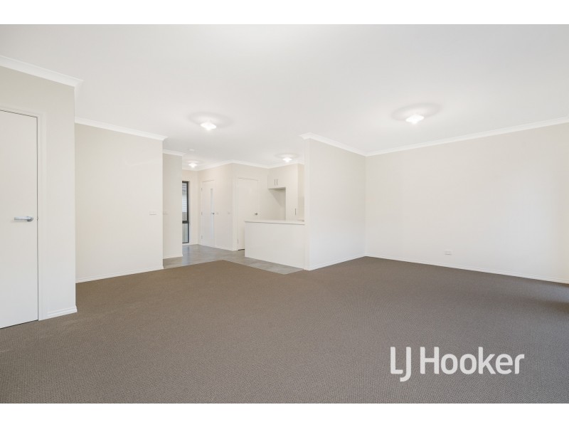 2/13 Grant Street, Dandenong VIC 3175
