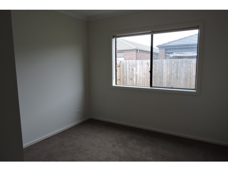 5 Buick Court, Cranbourne East VIC 3977