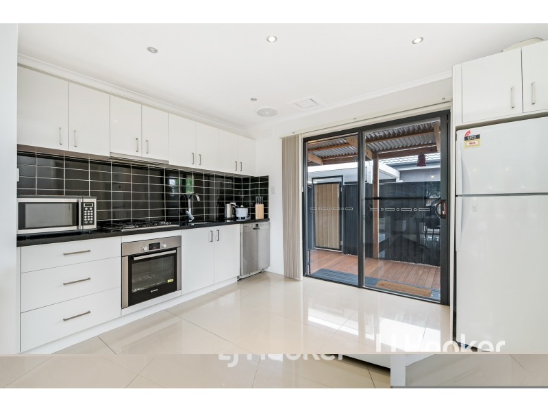 13 Parkland Avenue, Hampton Park VIC 3976