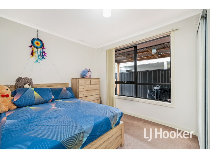 13 Parkland Avenue, Hampton Park VIC 3976