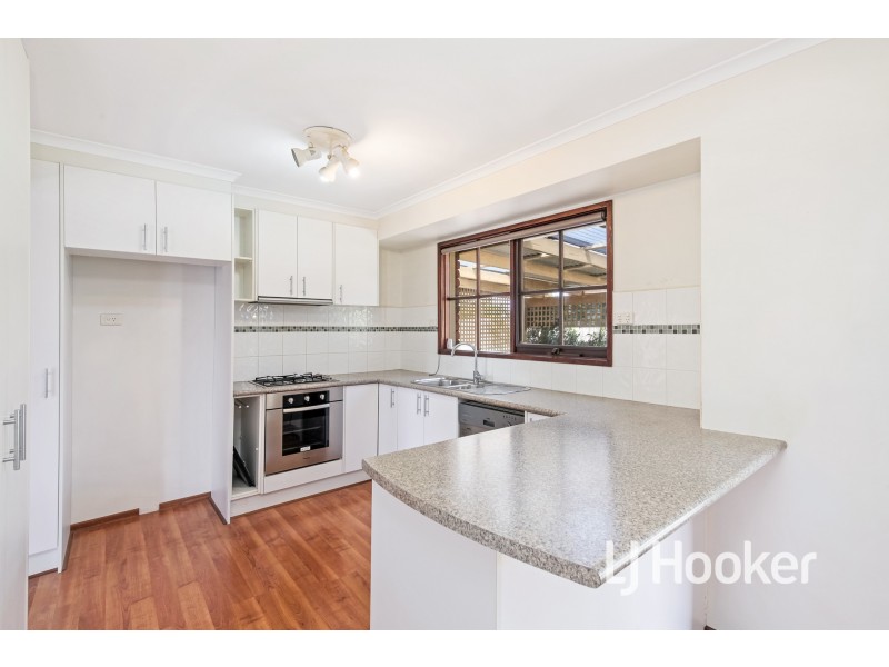 2 Kooyong Close, Hampton Park VIC 3976