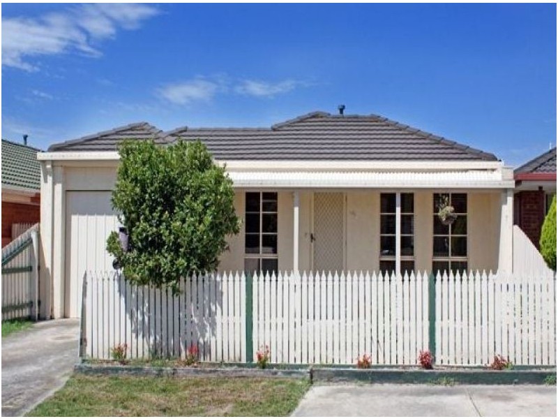 5 Stratus Court, Hampton Park VIC 3976