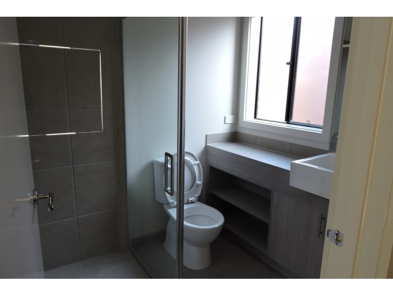 97 Fiorelli Boulevard, Cranbourne East VIC 3977