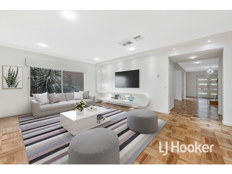 39 Cedarwood Crescent, Berwick VIC 3806