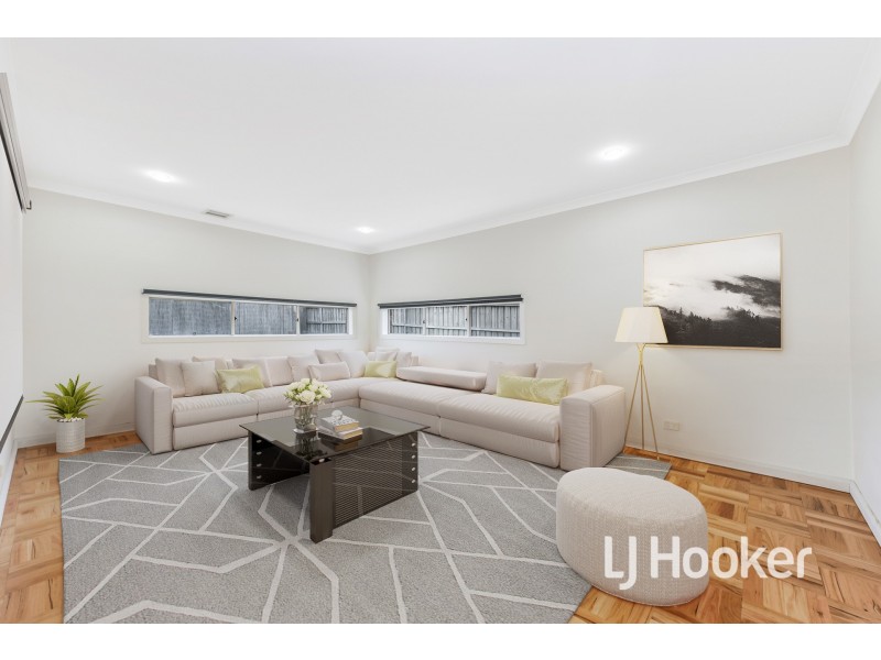 39 Cedarwood Crescent, Berwick VIC 3806