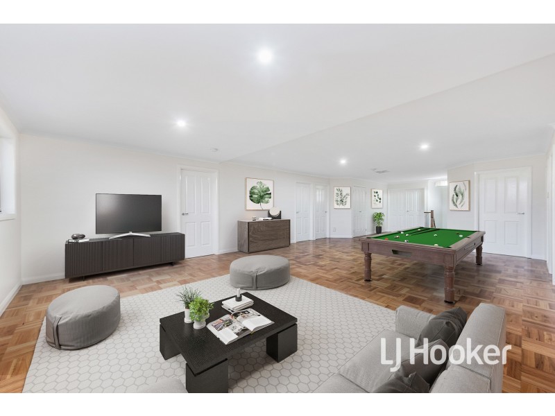 39 Cedarwood Crescent, Berwick VIC 3806