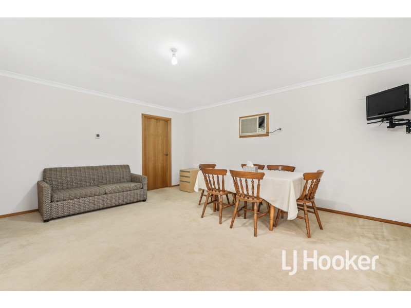 10 Beech Place, Hallam VIC 3803