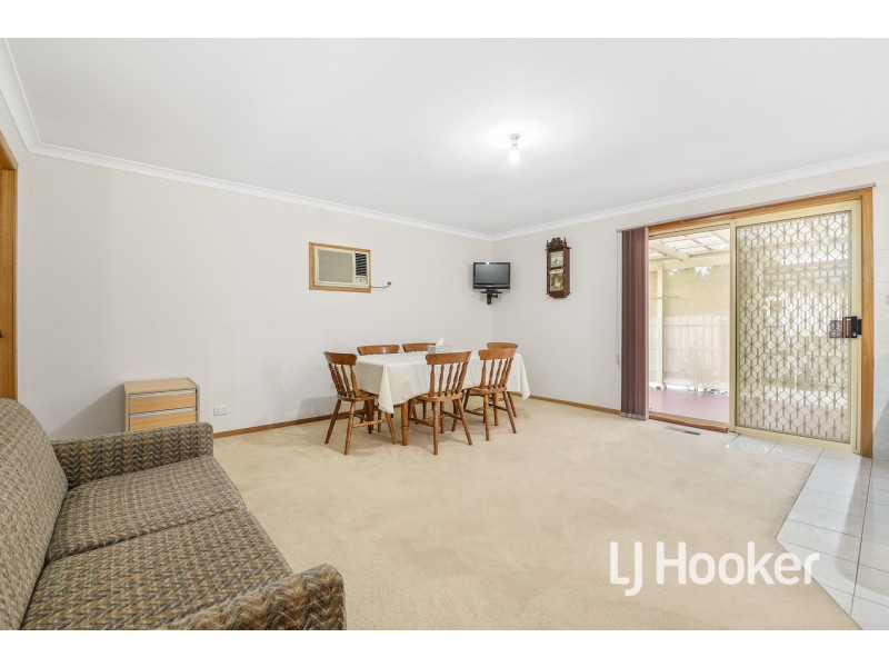 10 Beech Place, Hallam VIC 3803