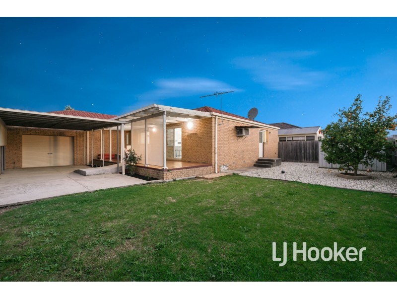 10 Beech Place, Hallam VIC 3803