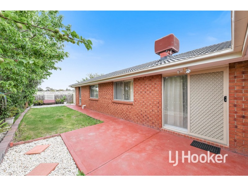 17 Gramar Way, Hampton Park VIC 3976