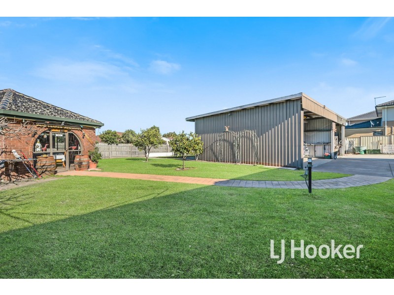 62 Olive Road, Lynbrook VIC 3975