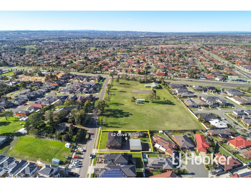 62 Olive Road, Lynbrook VIC 3975