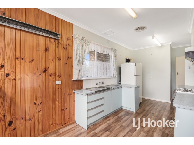 19 Parkland Avenue, Hampton Park VIC 3976
