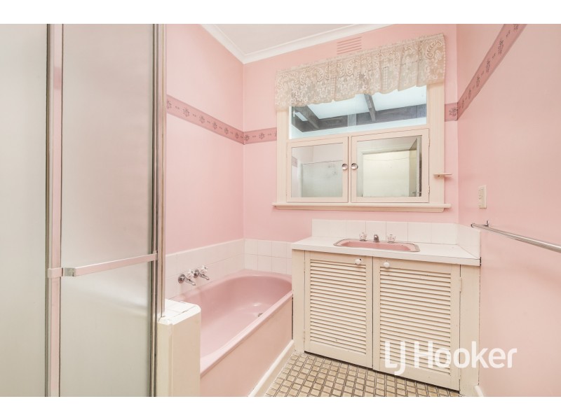 19 Parkland Avenue, Hampton Park VIC 3976