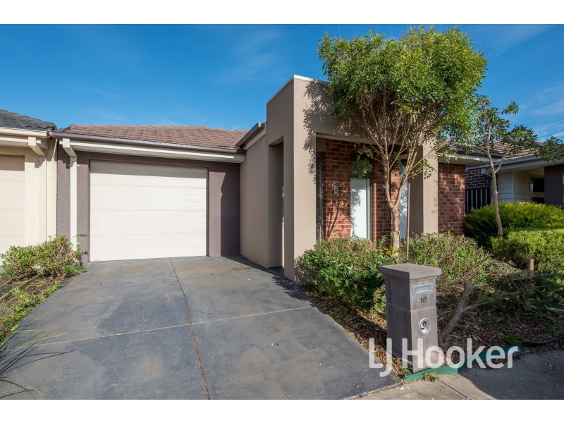 10 Hestia Avenue, Cranbourne West VIC 3977