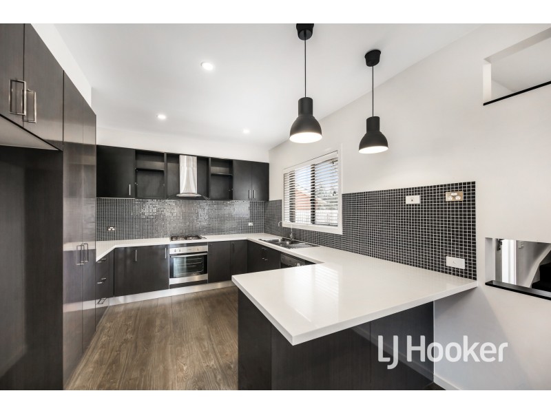 12a Andrew Street, Hampton Park VIC 3976