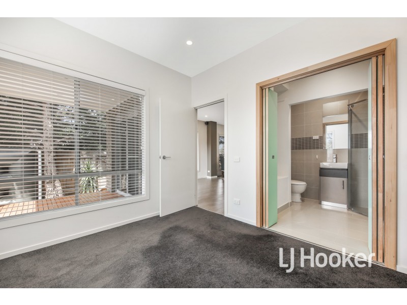 12a Andrew Street, Hampton Park VIC 3976