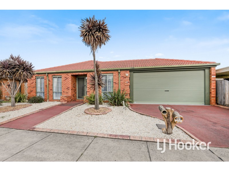 12 Pinehill Court, Cranbourne North VIC 3977