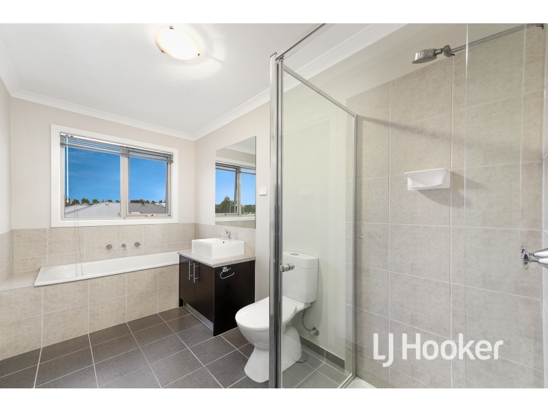 102 Player Drive, Narre Warren VIC 3805