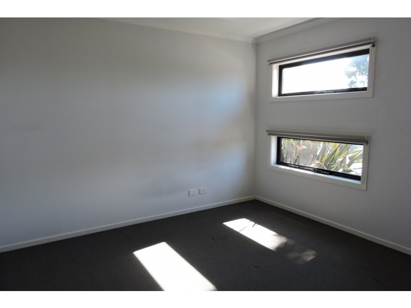 89 Selandra Boulevard, Clyde North VIC 3978