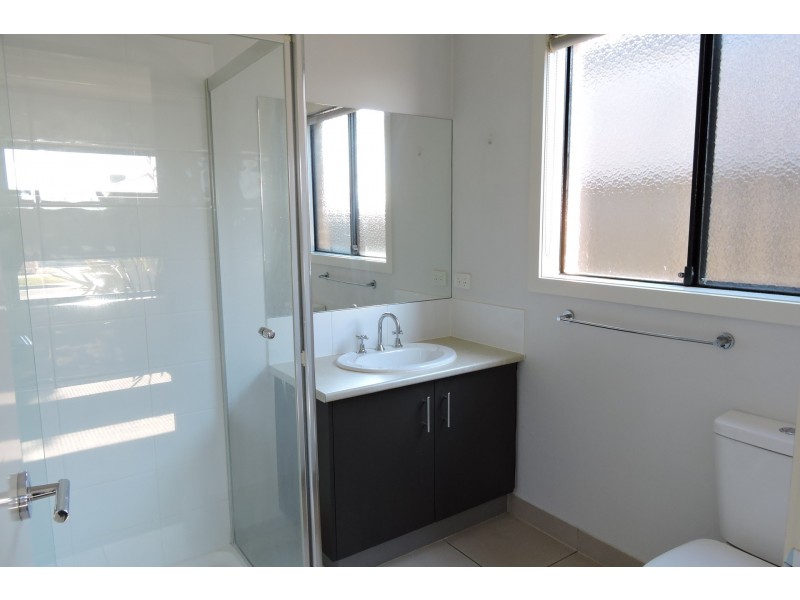 89 Selandra Boulevard, Clyde North VIC 3978