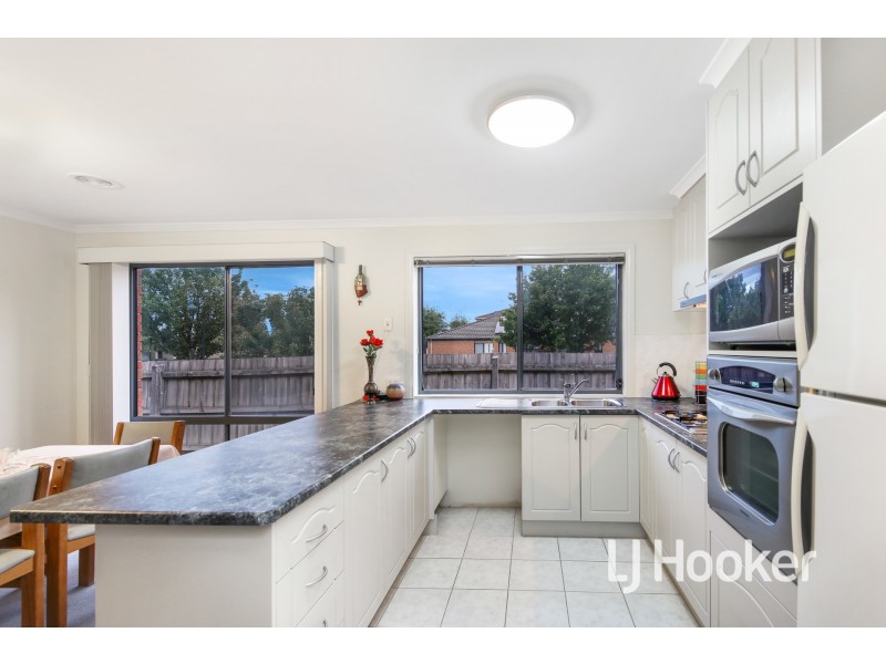 65 The Promenade, Narre Warren South VIC 3805