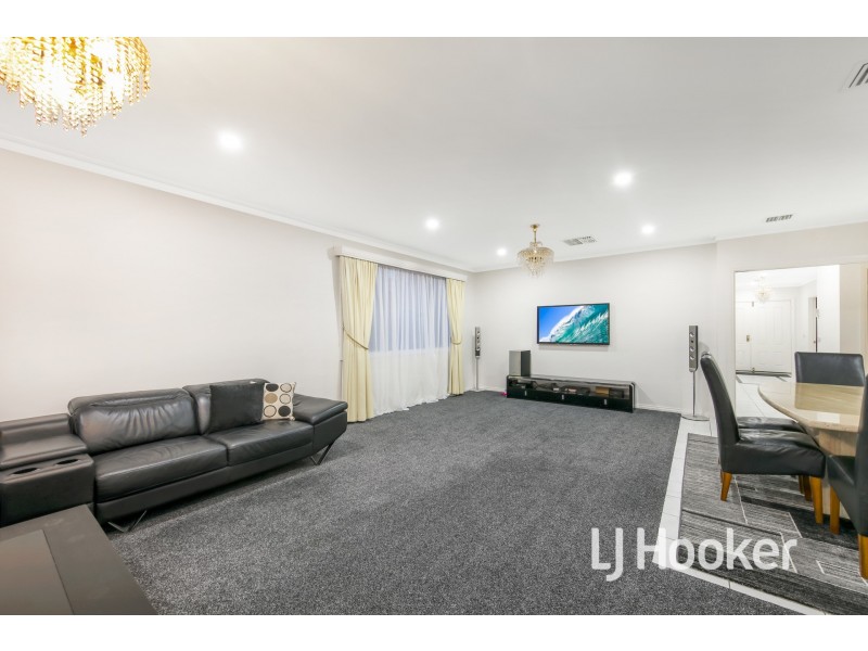 52 The Promenade, Narre Warren South VIC 3805