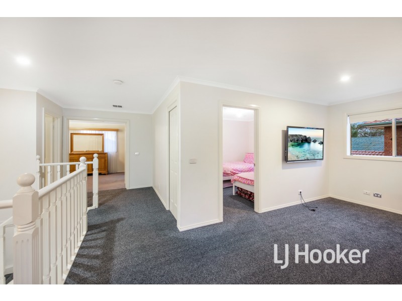 52 The Promenade, Narre Warren South VIC 3805