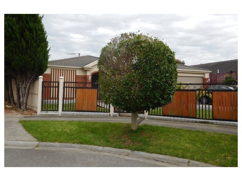 11 Norford Court, Cranbourne North VIC 3977