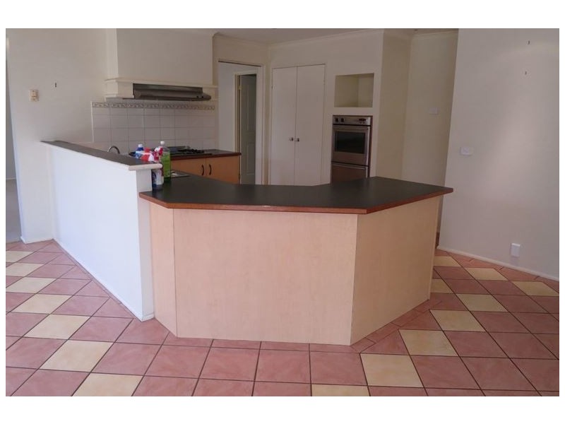 11 Norford Court, Cranbourne North VIC 3977